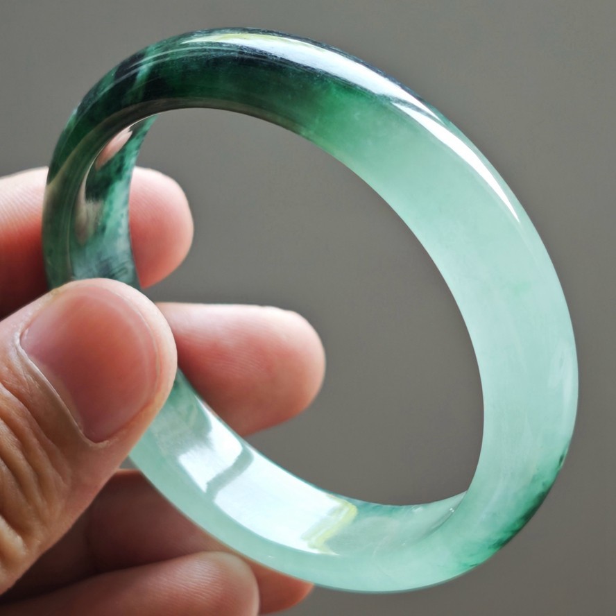 53mm Emerald Green Icy Jadeite Jade Bangle Bracelet Burma Jade Bangle 3826