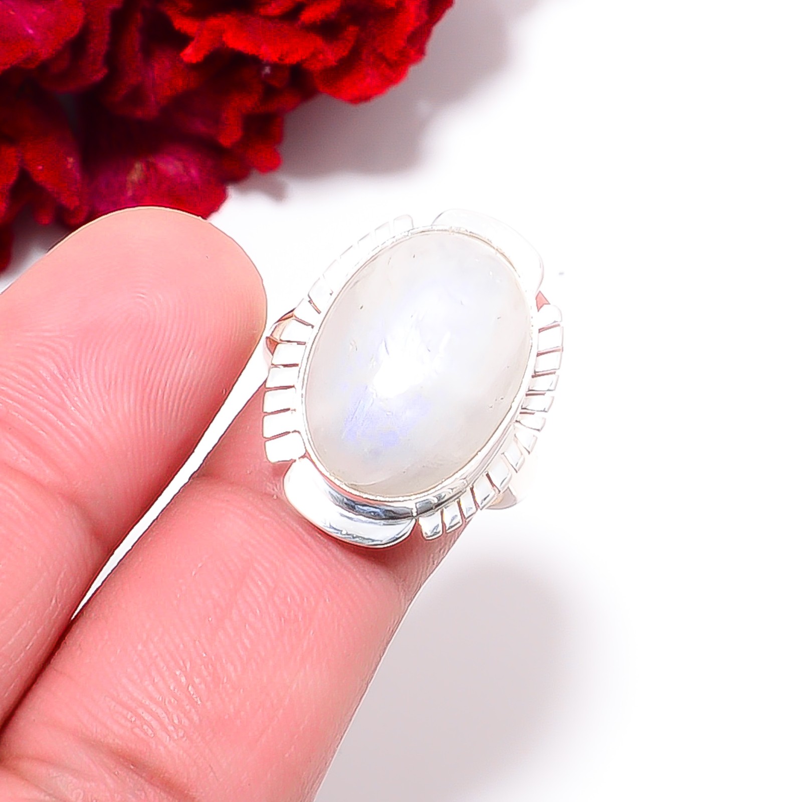 Rainbow Moonstone – India Gemstone 925 Sterling Silver Ring S.8 R98144