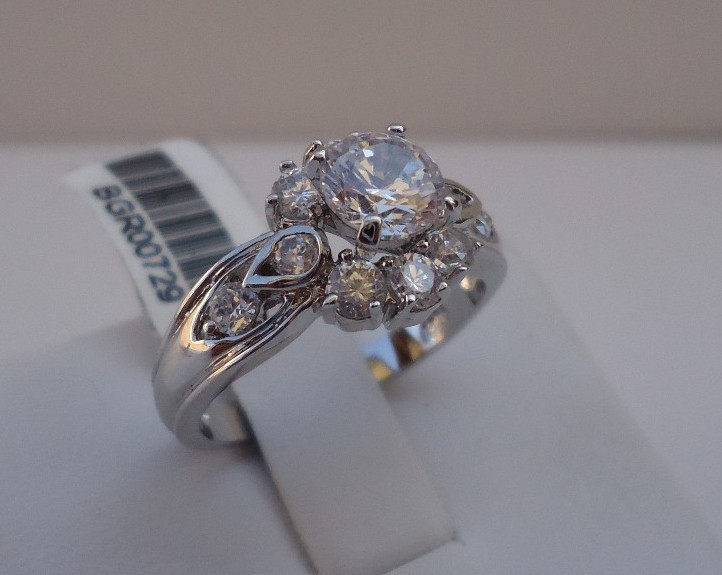 925 STERLING SILVER FLOWER RING W/ 2.50 CTS LAB SIMULATE DIAMOND SIZE 5,6,7,8,9