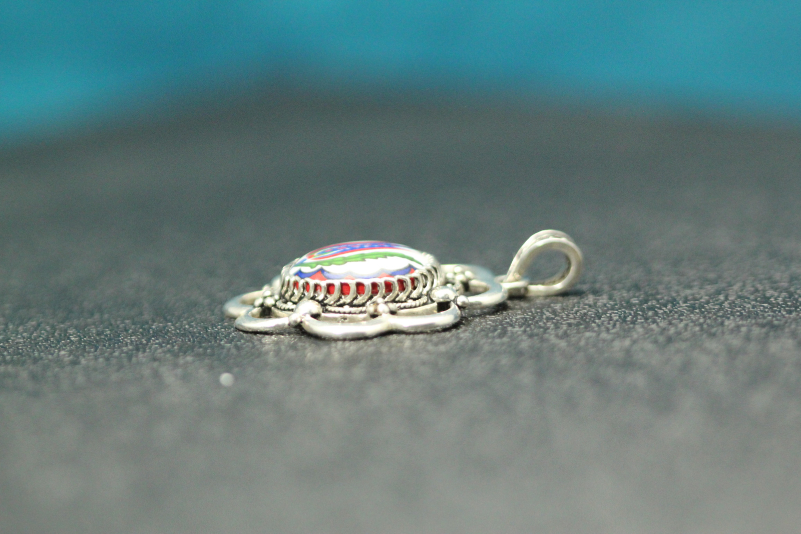 925 Sterling Silver Round Painted Stone Pendant 11.3 Grams (PEN9372)