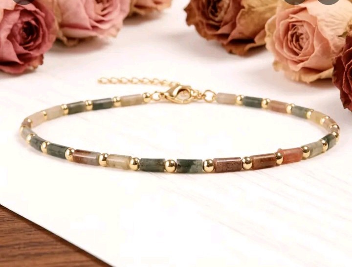 Indian Tube Agate Minimalist Style And Golden Stainless Steel. 7-8.5in