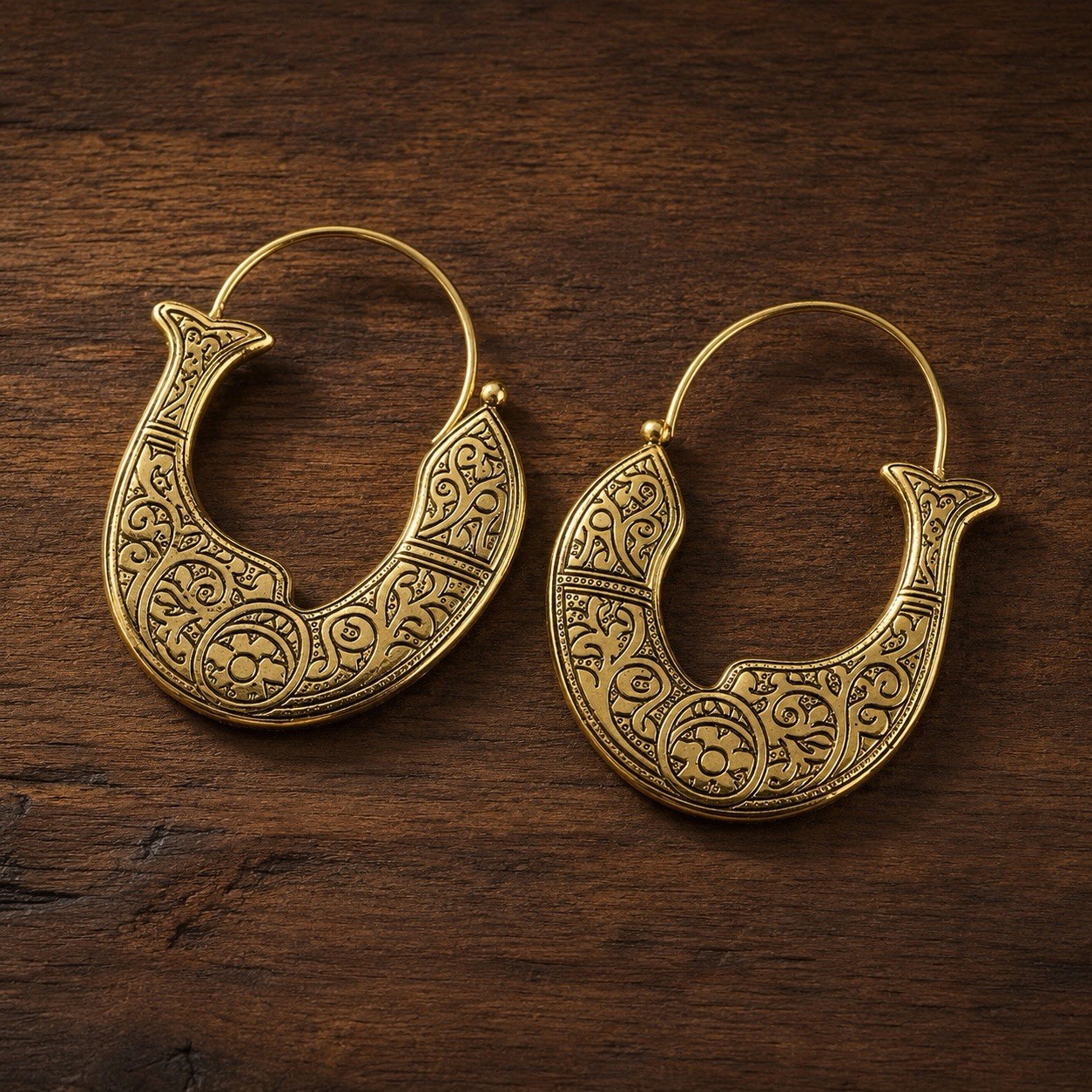 Chico’s Hoop Fish Earrings Gold Tribal Byzantine Etched Moroccan Crescent Boho