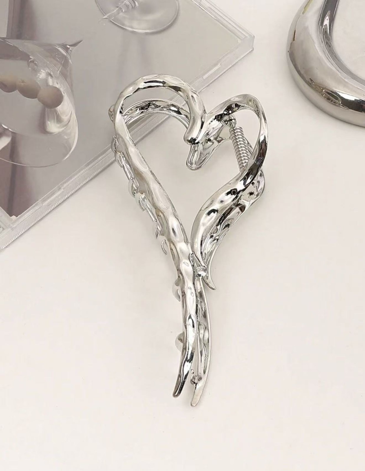 Heart Shape Hair Claw Clip for Women, Elegant Metal Hair Clip