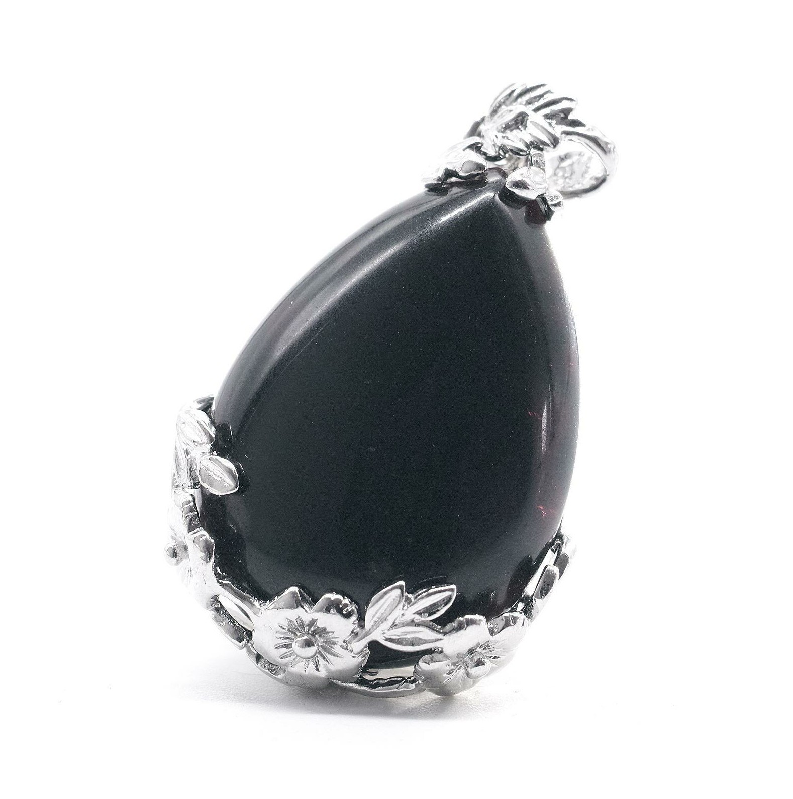 Color Drops – four different color pendants. Choose: Black, White, Brown or Blue