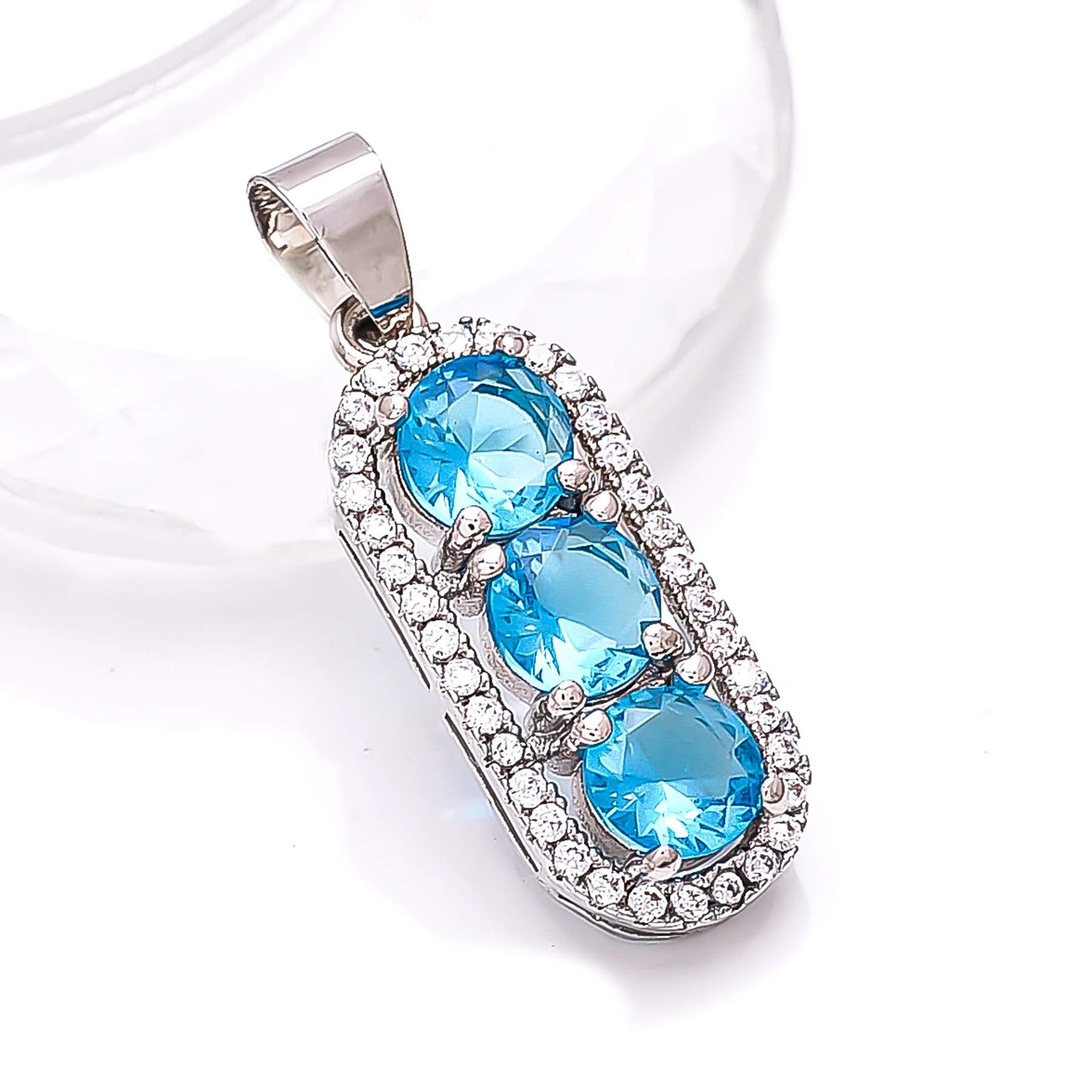 Blue Topaz & Cubic Zirconia Gemstone 925 Sterling Silver Pendant 1.10″ P79313