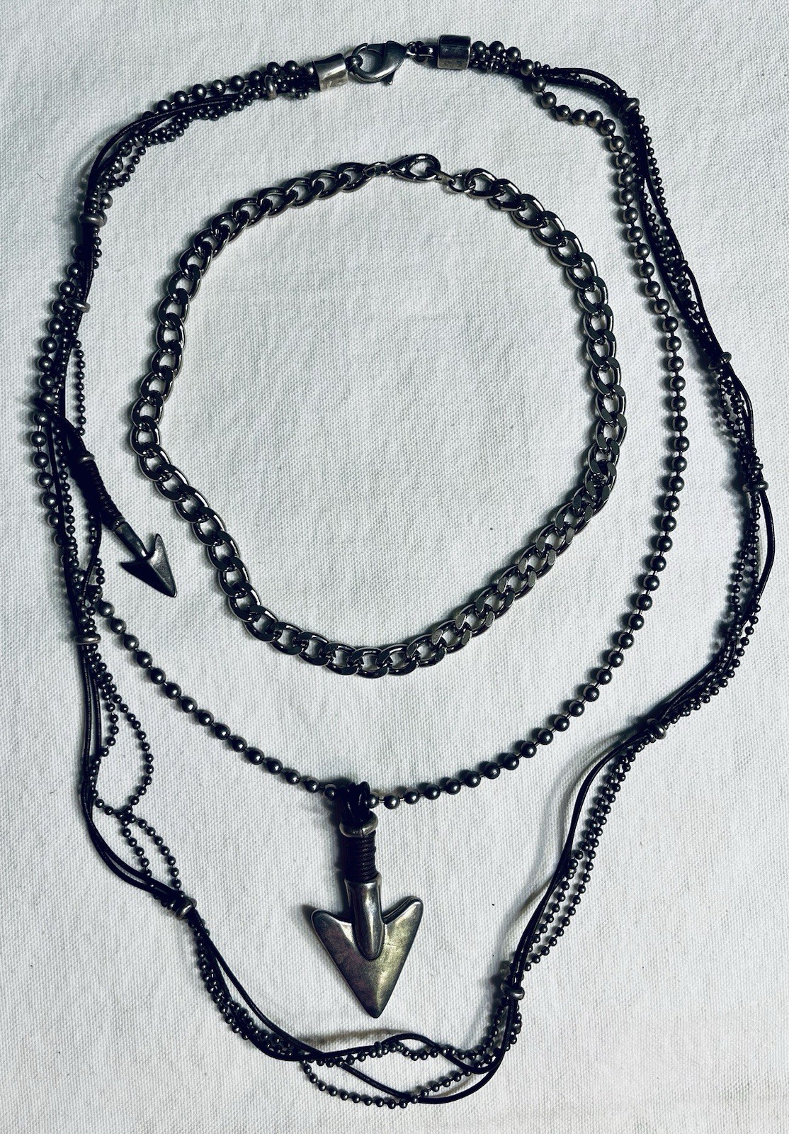 Lot of 2 Men’s High-End Necklaces Jewelry Retired HTF Arrowhead Uno De 50 Spain