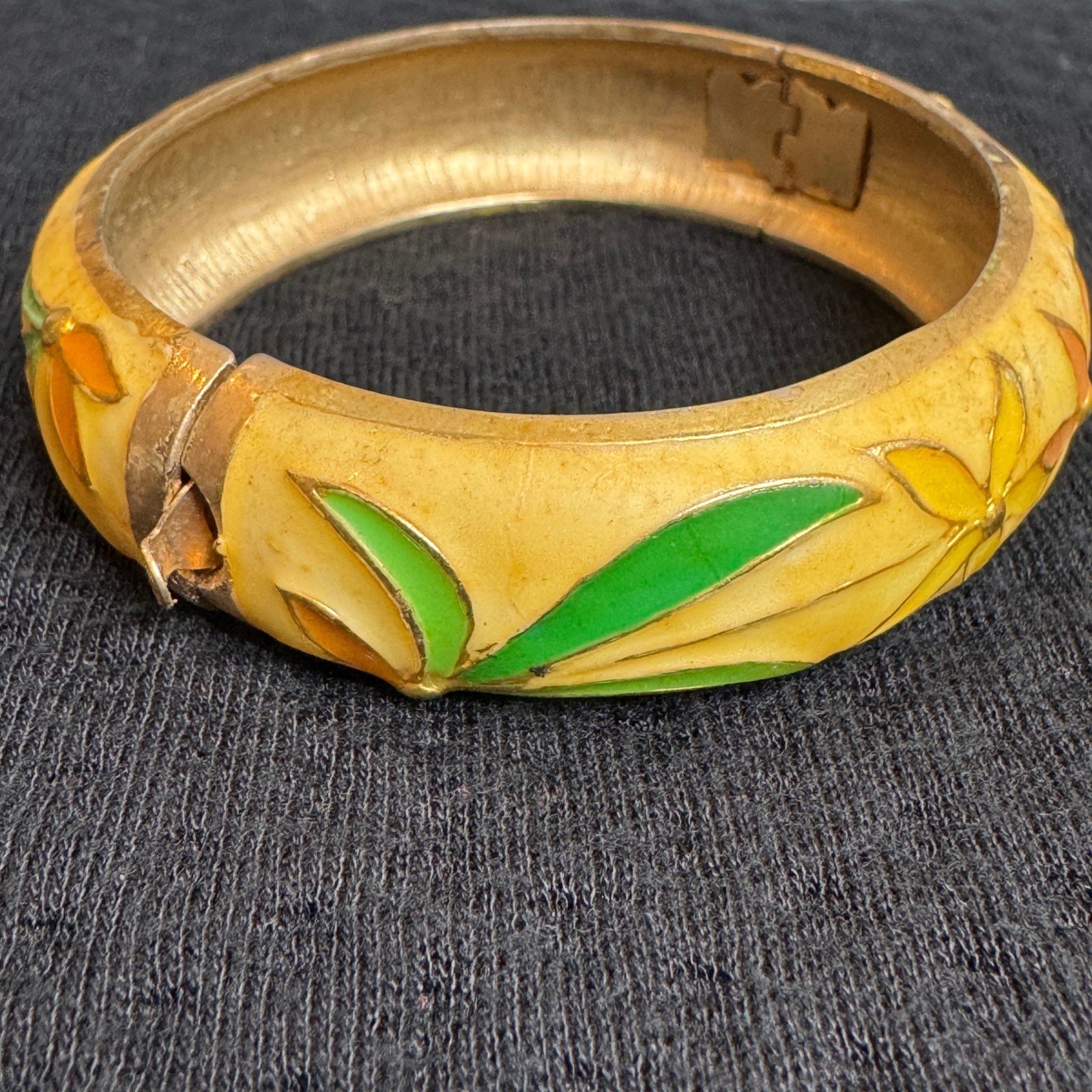 Vintage Cloisonne Bangle Bracelet Hinged Brass Heated Enamel Floral Asian Art
