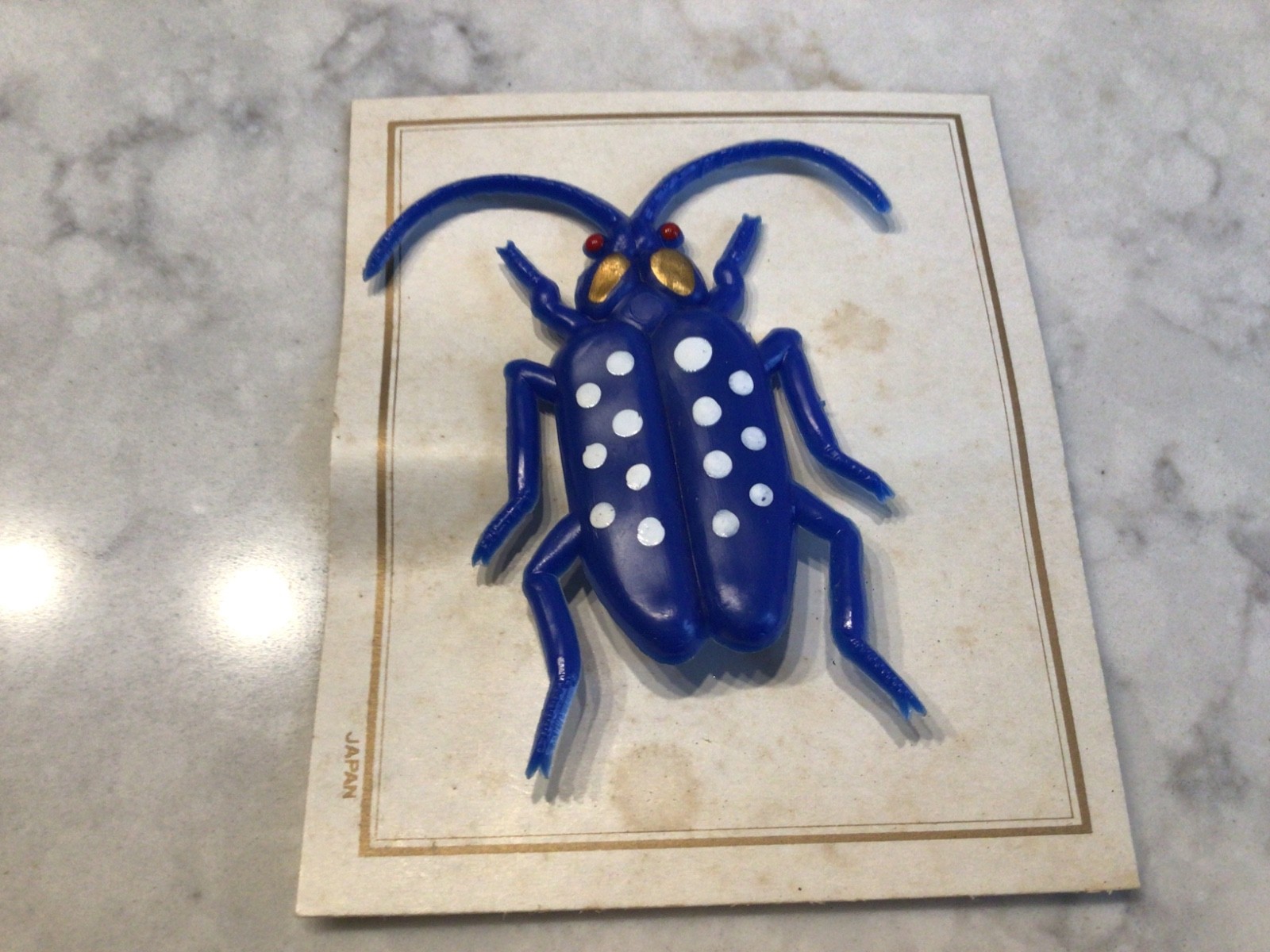 NOVELTY JEWELRY BLUE + RHINOCEROS BEETLE FLY DRAGON FLY PLASTIC PIN BROOCH MOC