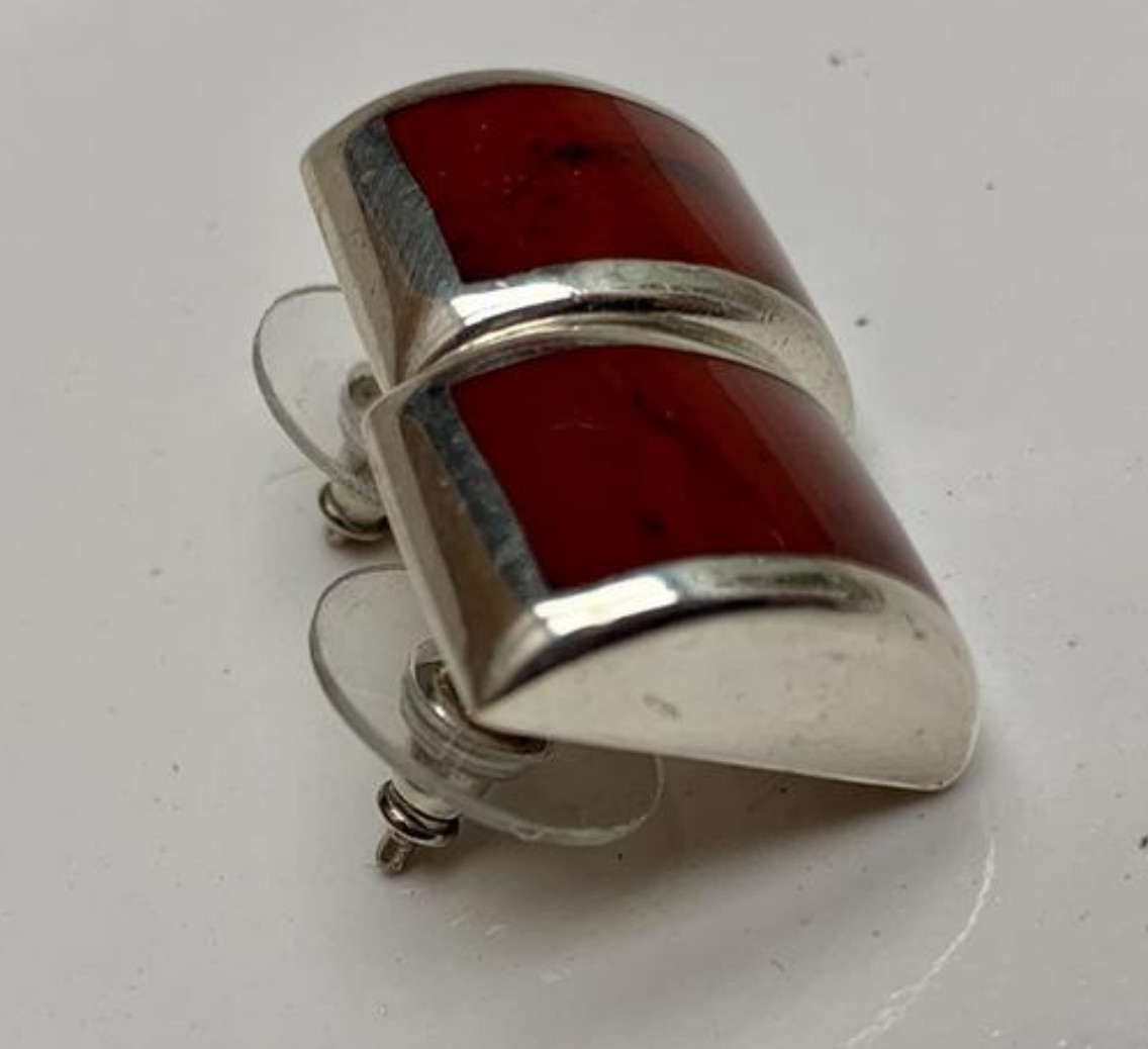 Silpada 925 Sterling Silver Post Stud Earrings P0819 Red Jasper Domed Vintage