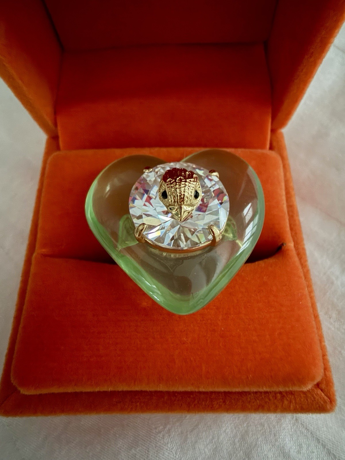 Kurt Geiger Crystal Eagle Resin Heart Gold Tone Cocktail Ring Size 7 NIB