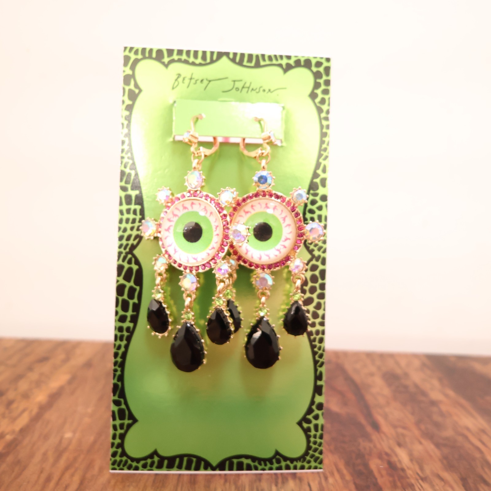 Betsey Johnson earrings eyeballs Halloween chandeliers pink black crystals NWT