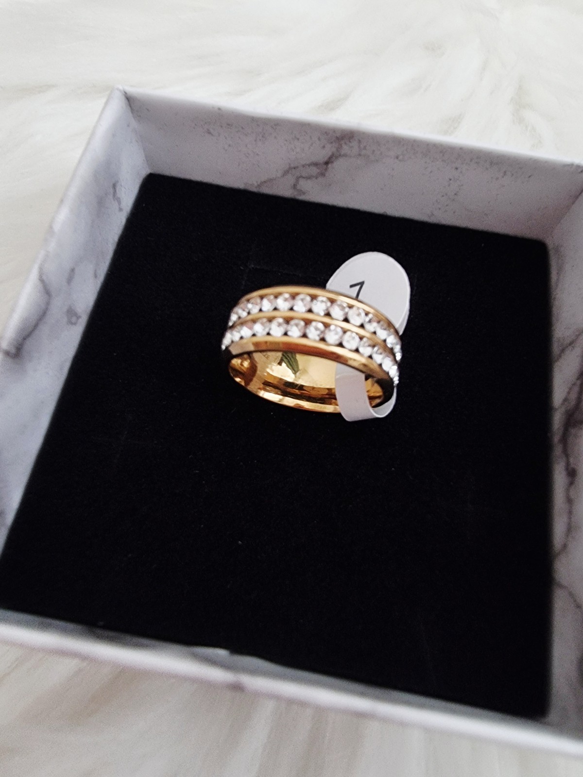 Elegant Gold Ring with Two Rows of Brilliant Stones