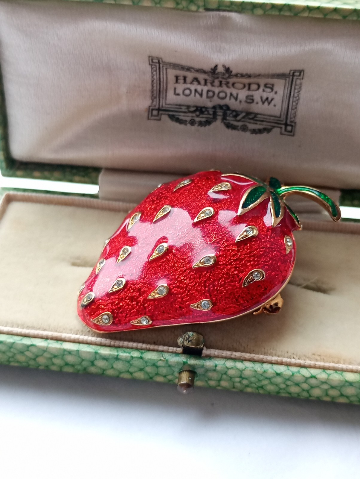 Stunning VTG Signed Angel Strawberry Brooch Pin Rare Collectable Costume Jewels