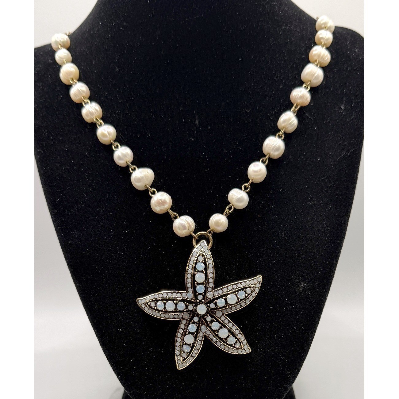 Tommy Bahama Retro Starfish Pendant Necklace Pearl Beads Gold Tone Resortwear