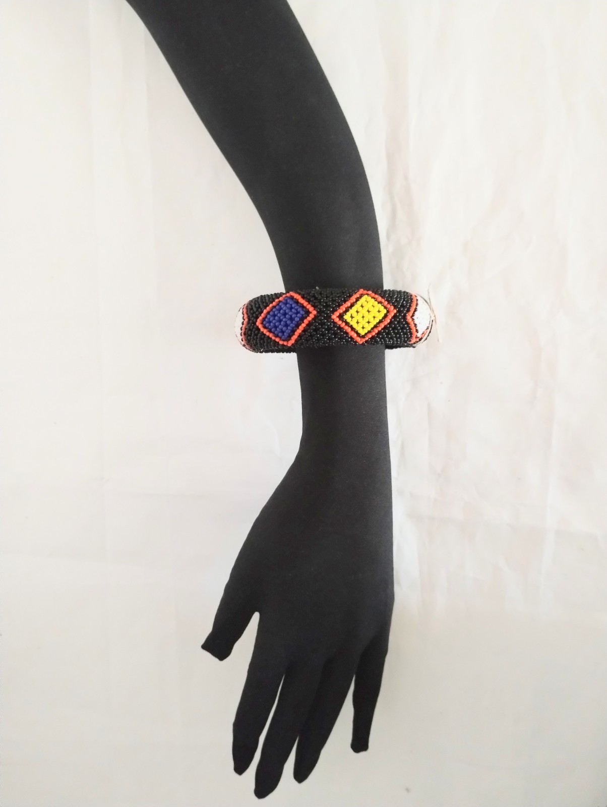 NEW Black Multicolor Beaded Fusion Bangle Bracelet