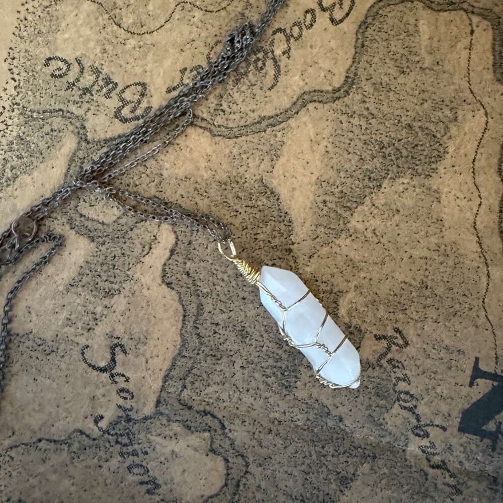 Man made Quartz stone White Stone Pendant charm Necklace on chain