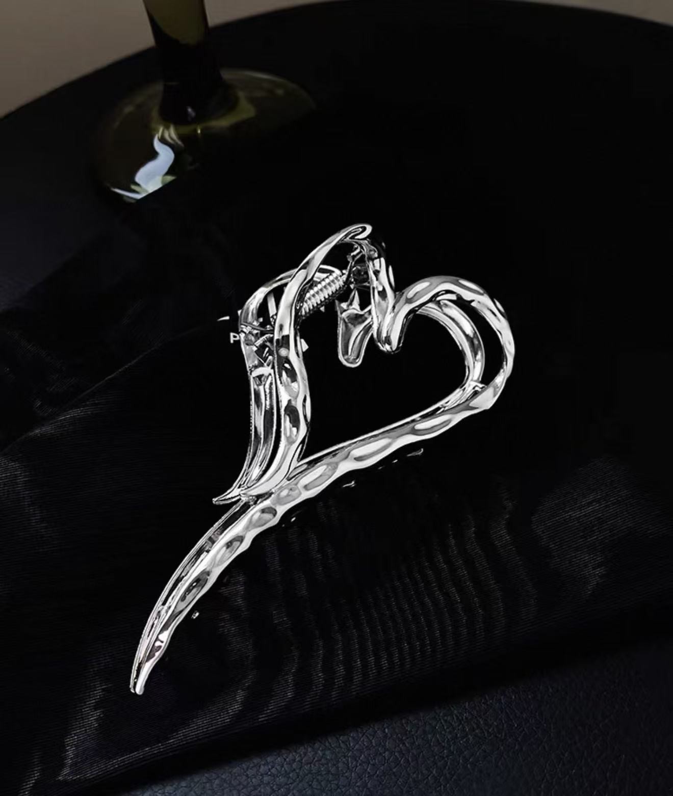Heart Shape Hair Claw Clip for Women, Elegant Metal Hair Clip