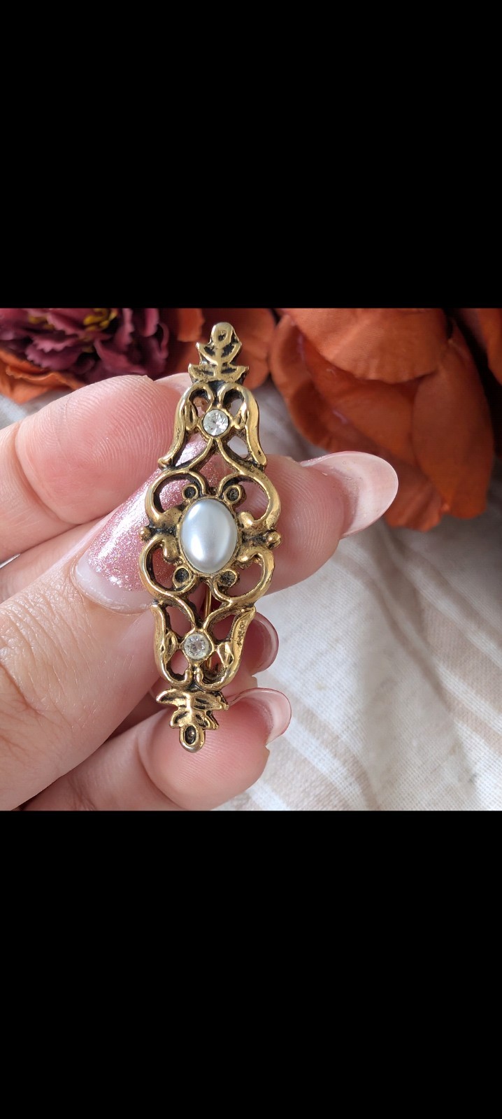 Gold-Tone Metal Filigree Bar Brooch Pin with Oval White Pearl & Clear Crystals