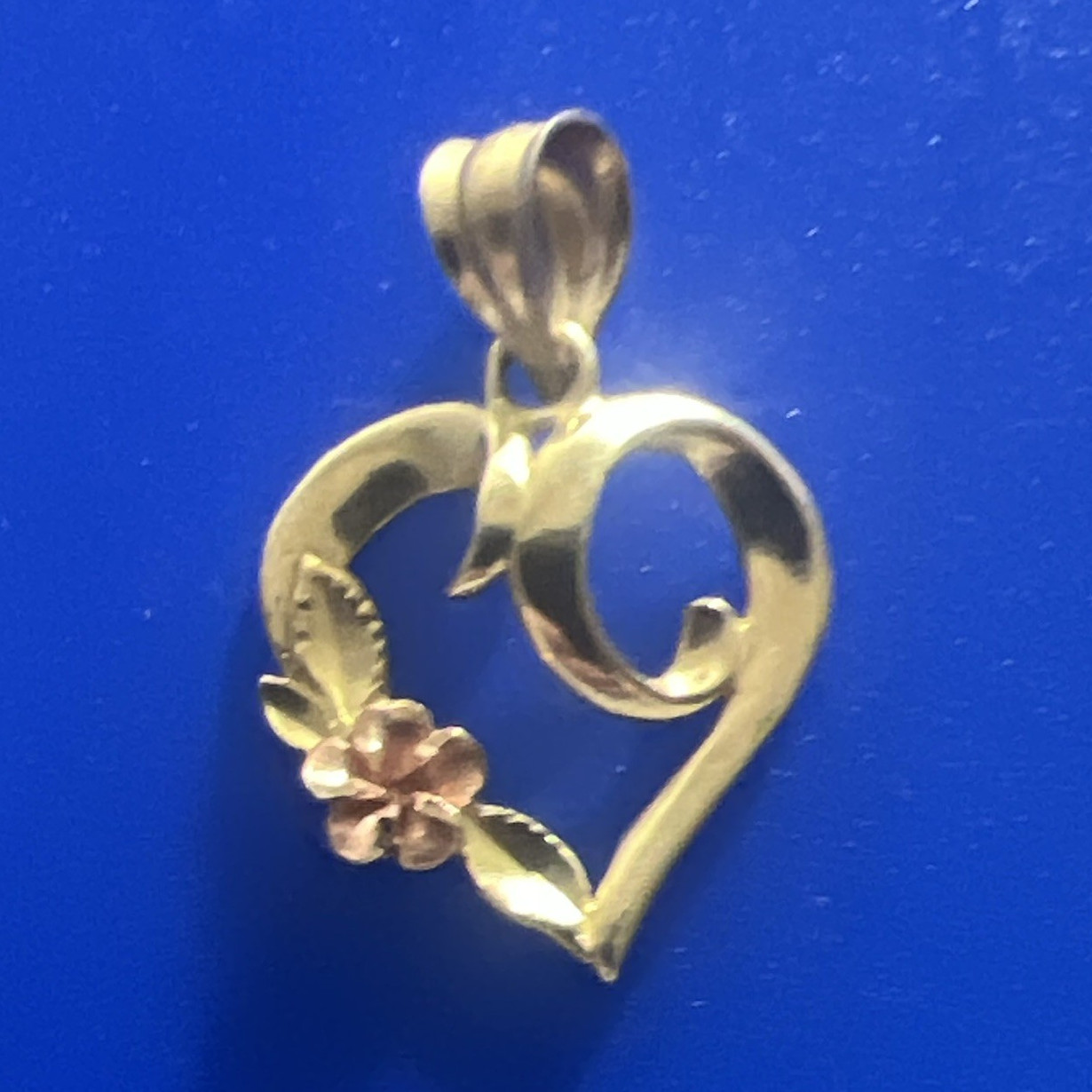 Vintage 1980’s CIRCA 14k yellow and rose gold rose charm pendant. Rare piece