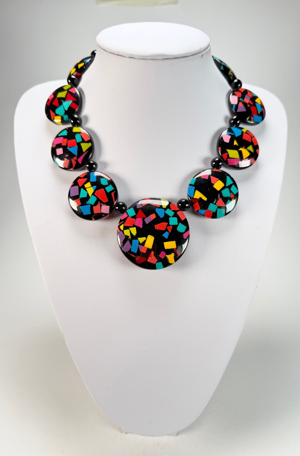 Marion Godart – Confetti “Bouclier” Art-Deco Mix Resin Necklace