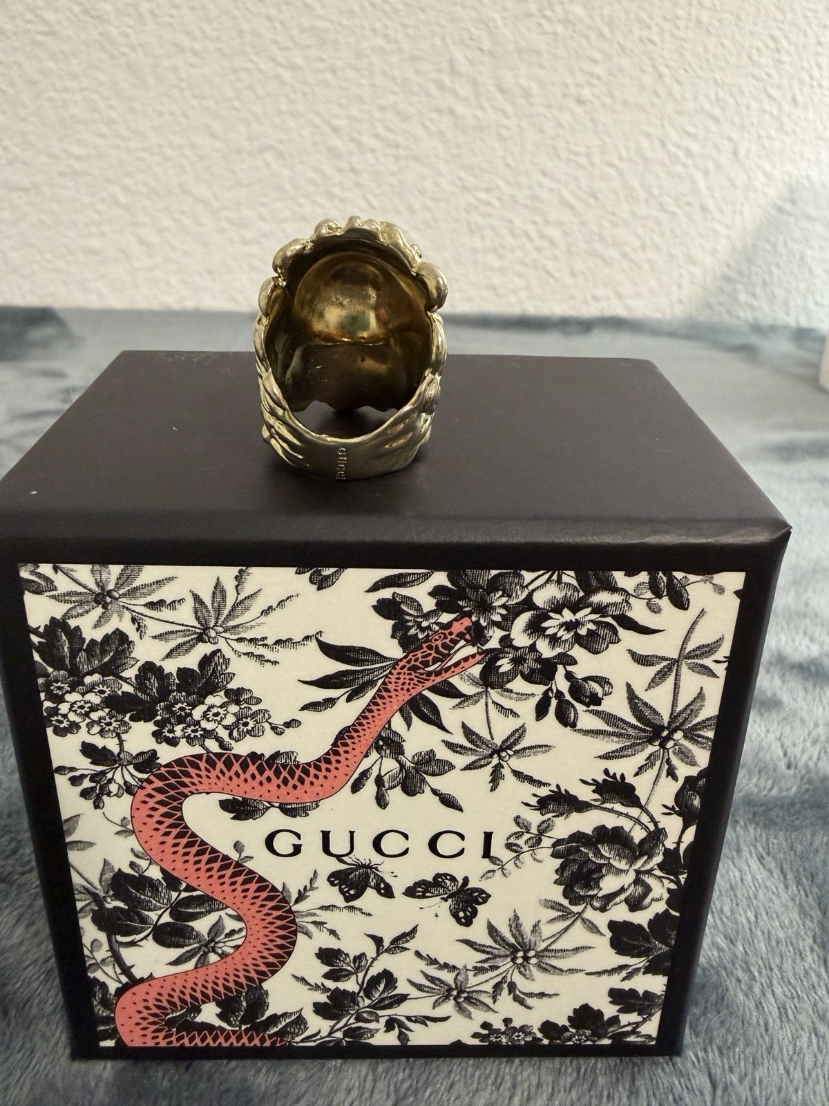 BRAND NEW Gucci Lion Head Gold Clear Crystal Ring Size 10 / X-small / 5.25