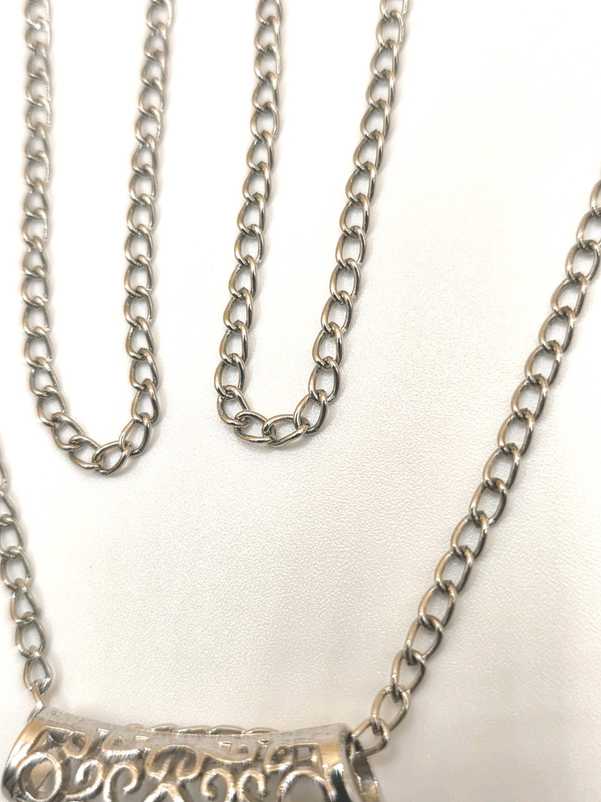 27-inch Silver Tone Estate Chain With Open Work Bar And Chain Tassel