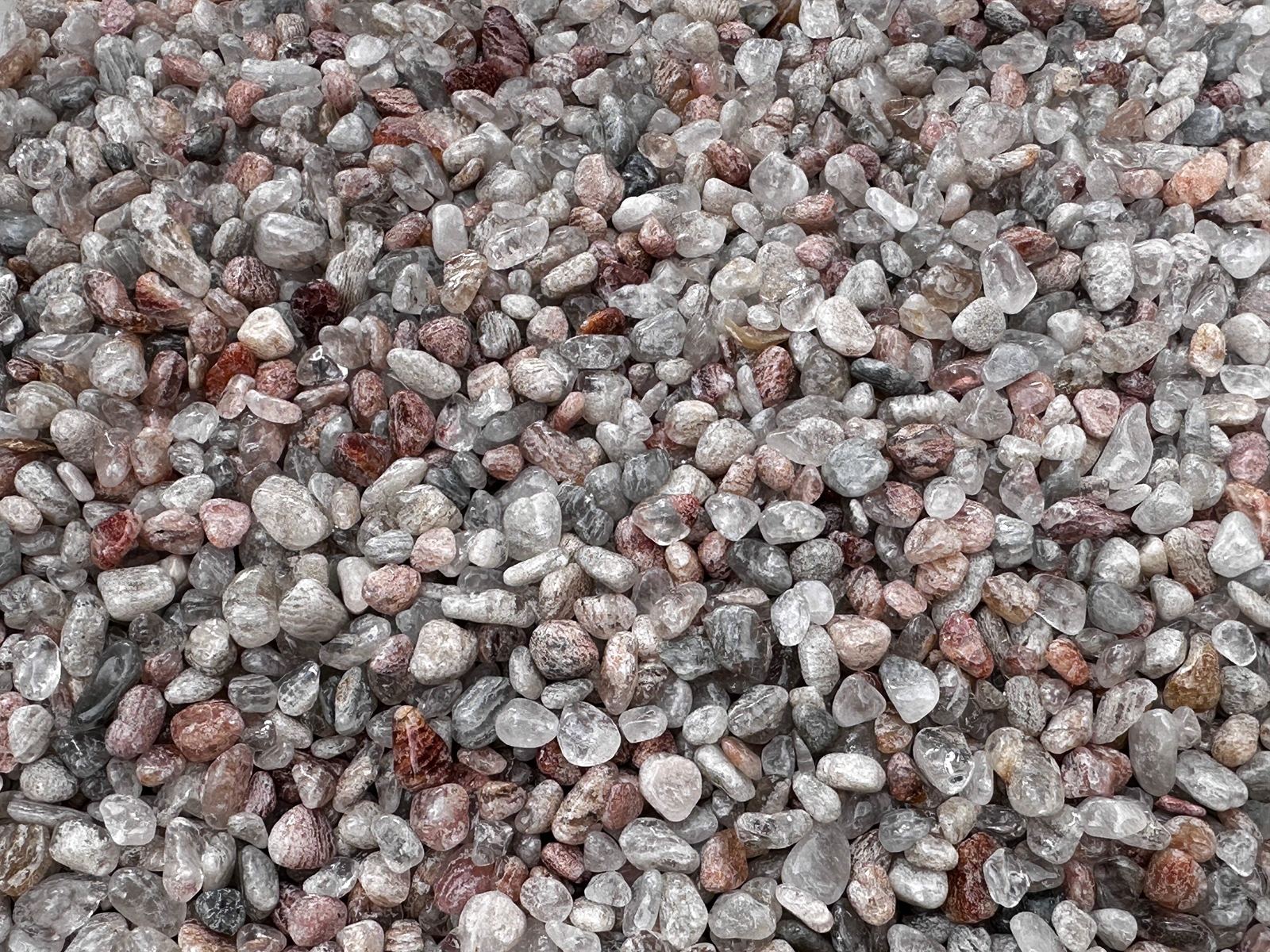 Grade A++ Thousand Layers Semi Tumbled Gemstone Chips 5-12 mm, Wholesale Bulk