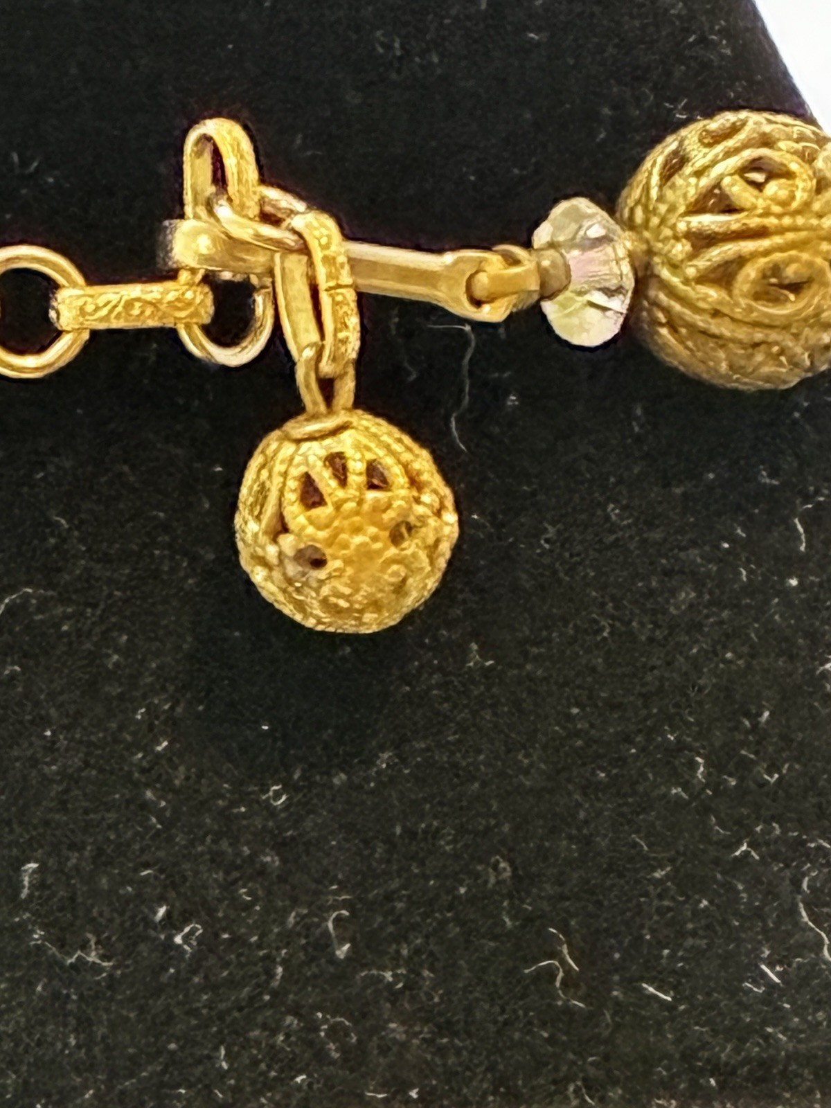 Vintage 16″ Aurora Borealis Crystal & Gold Filigree Choker & Bracelet Set