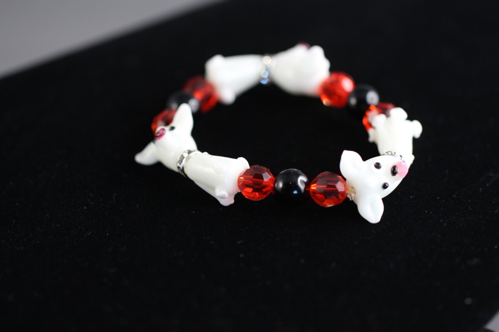 Dog Lampwork Bracelet 6.5″ inch Elastic Glass Beads Red Crystal Black Onyx