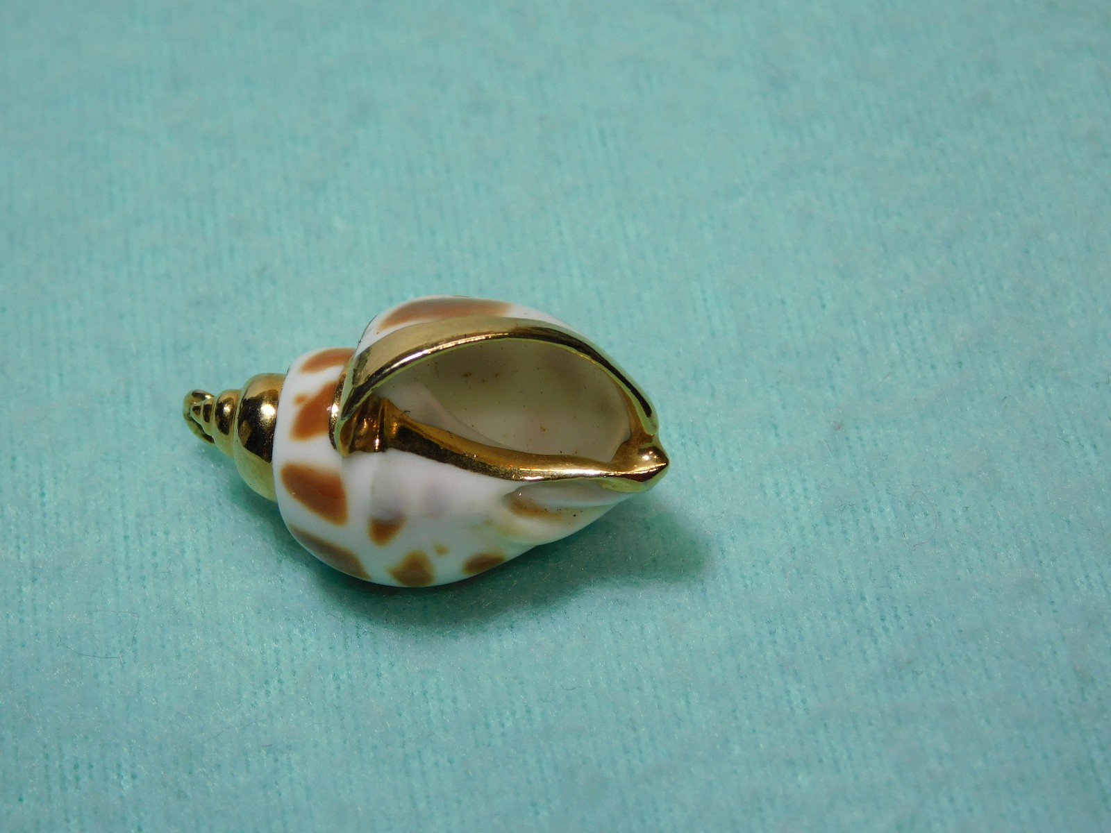 Vintage 1 1/4″ Seashell With Gold Color Trim Pendant in Very Good Cond.