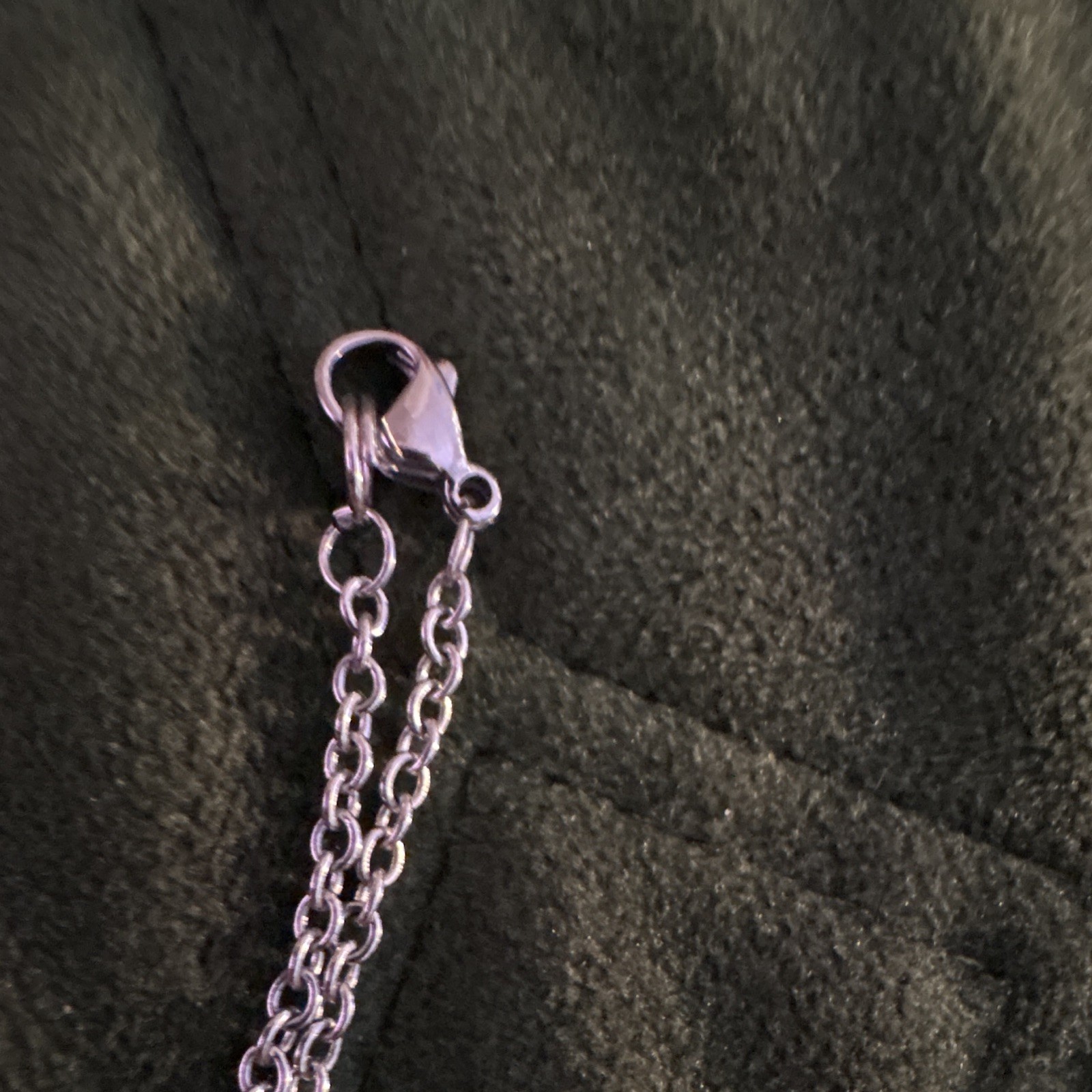 Silver Tone Round Link Chain Necklace Lobster Clasp 18 in Pearl Cage Charm