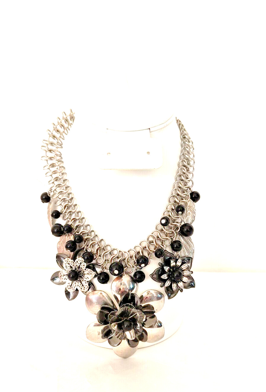 Silver Tone & Black Women’s Statement Necklace Flower Shapes Adjustable Length