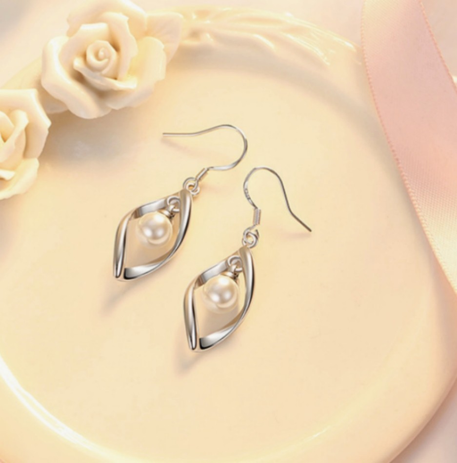 Elegant Open Twist Leaf Dangle Earrings Pearl Hanging Silver Plated Drop Earring