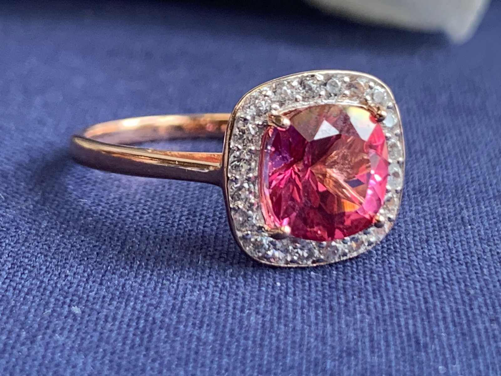10K Rose Gold Ring 2.58g Fine Jewelry Size 8 Band Pink & Clear Color *READ*