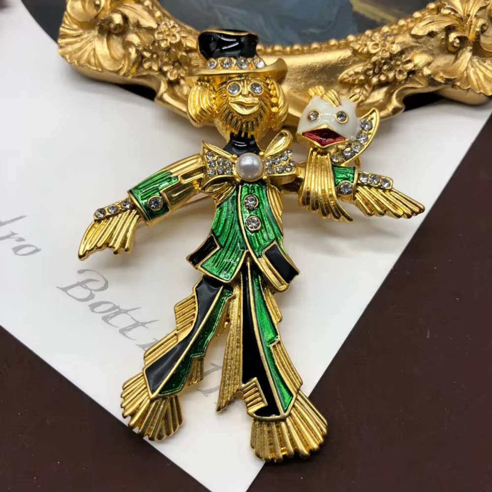 Vintage Halloween Scarecrow Brooch Pin Gold Tone Crystal Rhinestone Jewelry Gift
