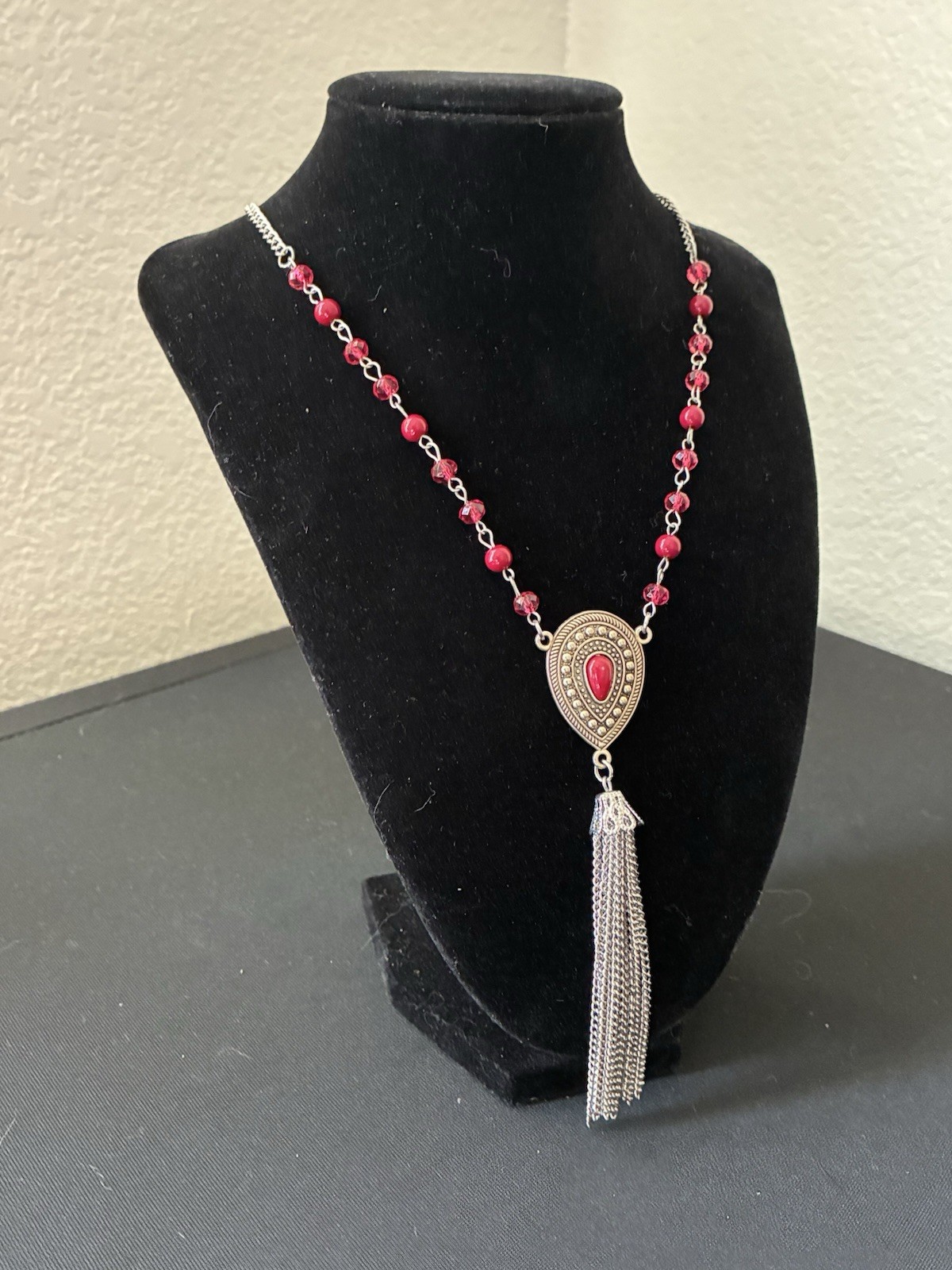 Silver Tone Link Chain Necklace Red Beaded Teardrop Pendant Tassel Fringe