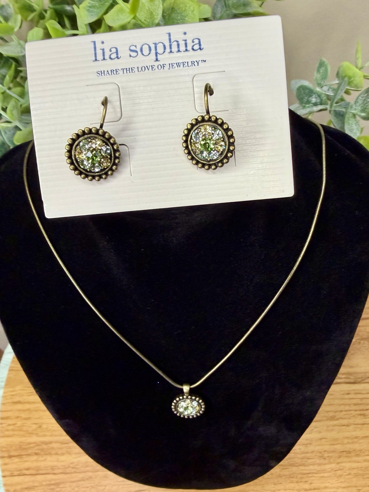 Lia Sophia Vintage Style Green Crystal Necklace Earrings Set Bronze Tone New