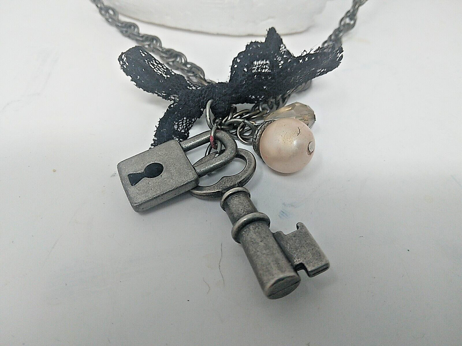 Skeleton Key Lock Faux Pearl Chain Necklace Fashion Costume
