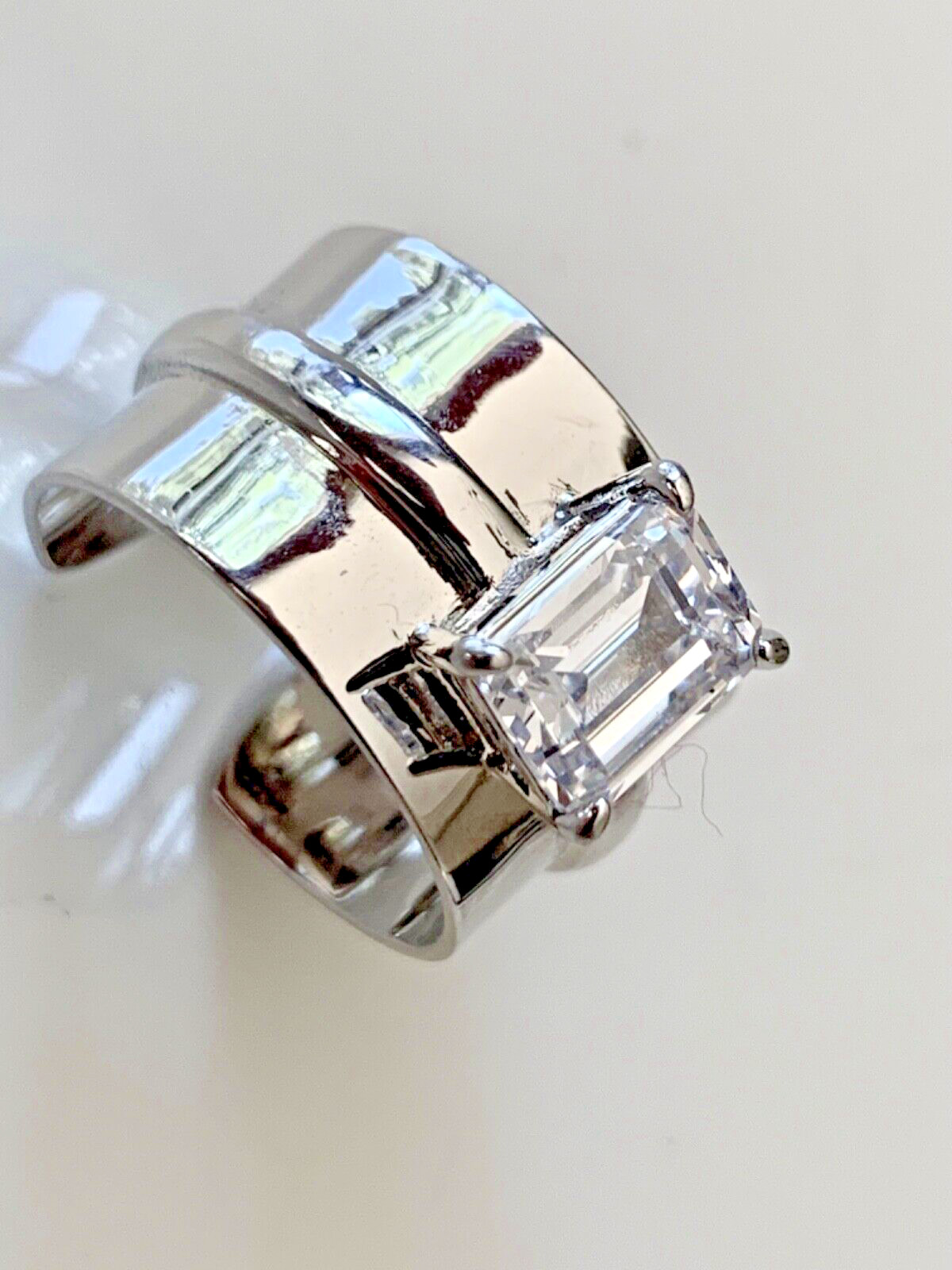 Lisa Freede Sterling Silver Ring with CZ. NWOT Size 7 – adjustable