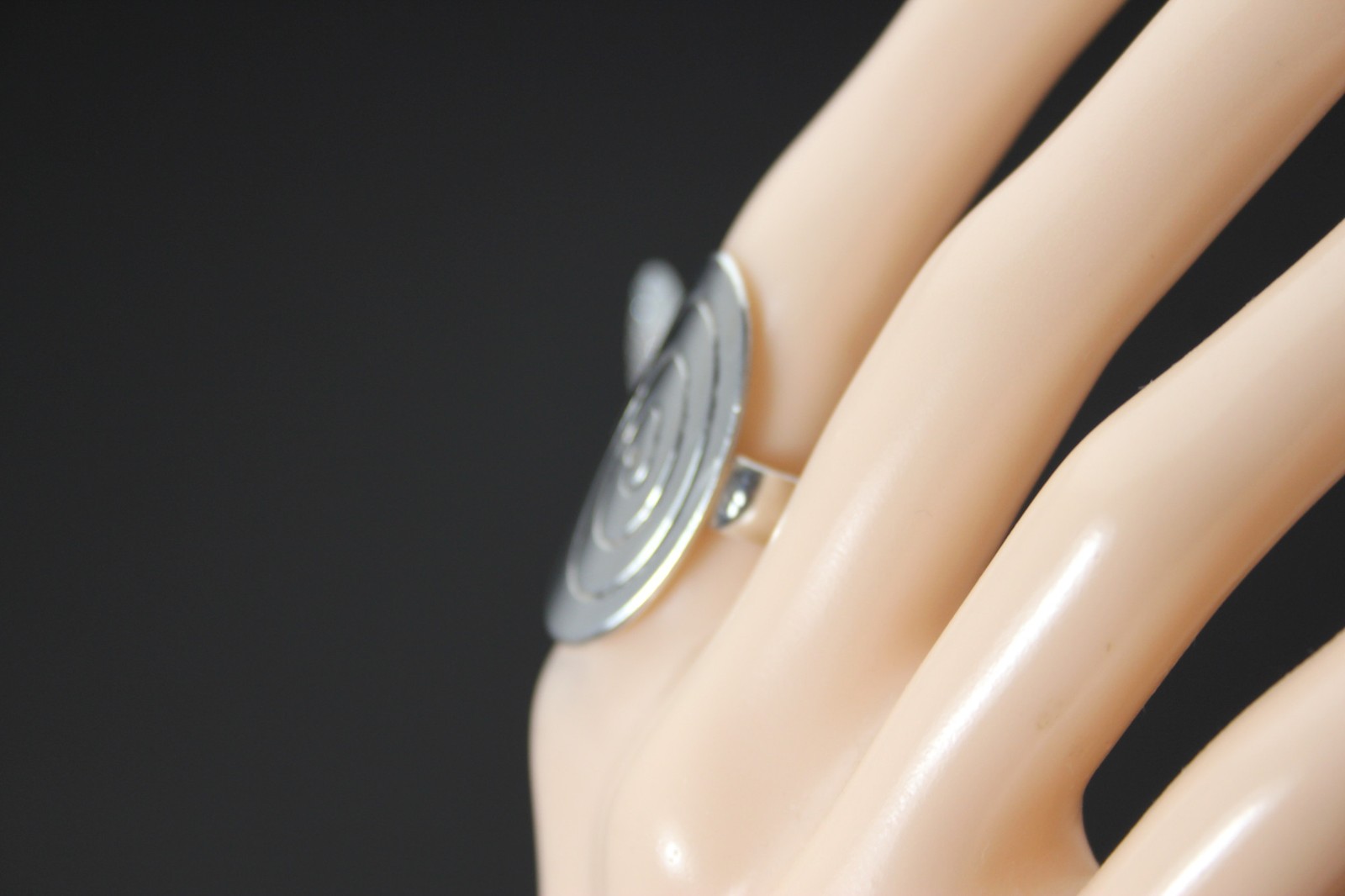 925 Sterling Silver Oblong Spiral Design Mexico Size 6.75 Ring 7 Grams (RIN9701)