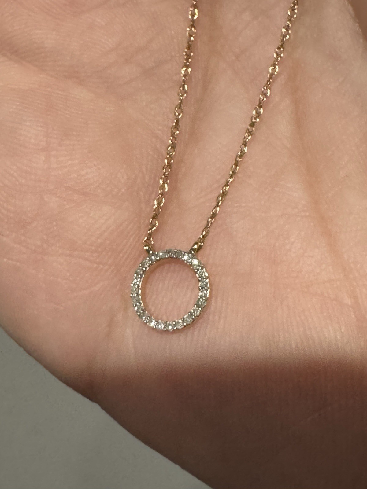 14k Yellow Gold Cable Chain Round Diamond Pavé Charm Pendant Necklace