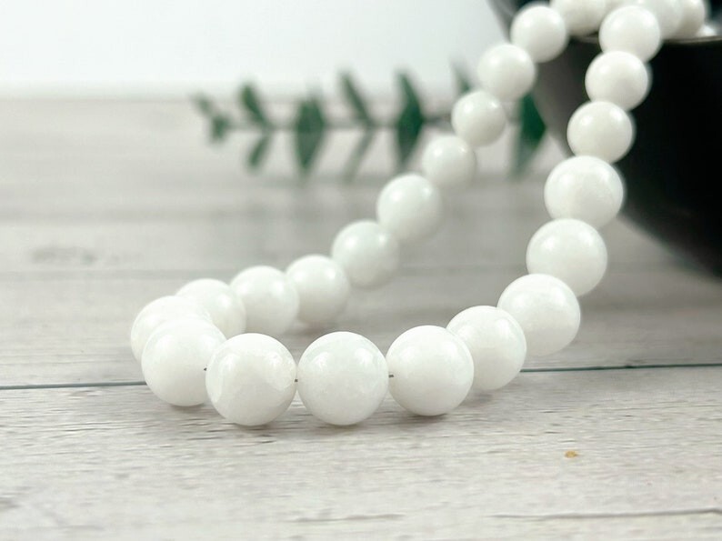 A++ White Jade Smooth Round Gemstone Beaded Self Awareness Unisex Necklaces 24”