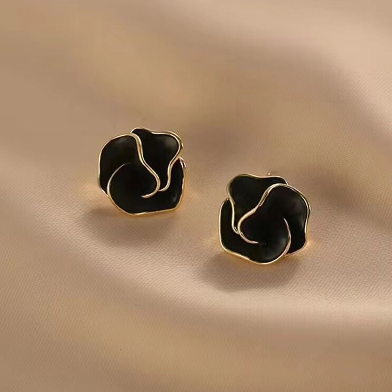 Black Camellia Ear Studs Women’s Elegant Earrings Alloy Fashion Jewelry