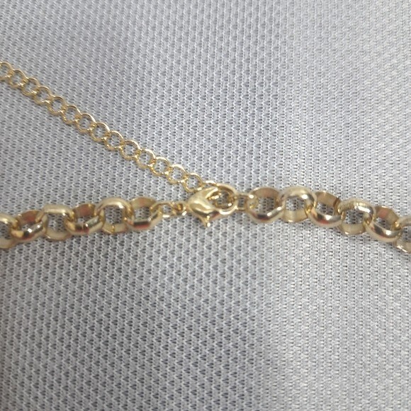 Women’s Necklace Gold Tone Turquoise Butterfly & Flower Designs 11.5 in + 3 in