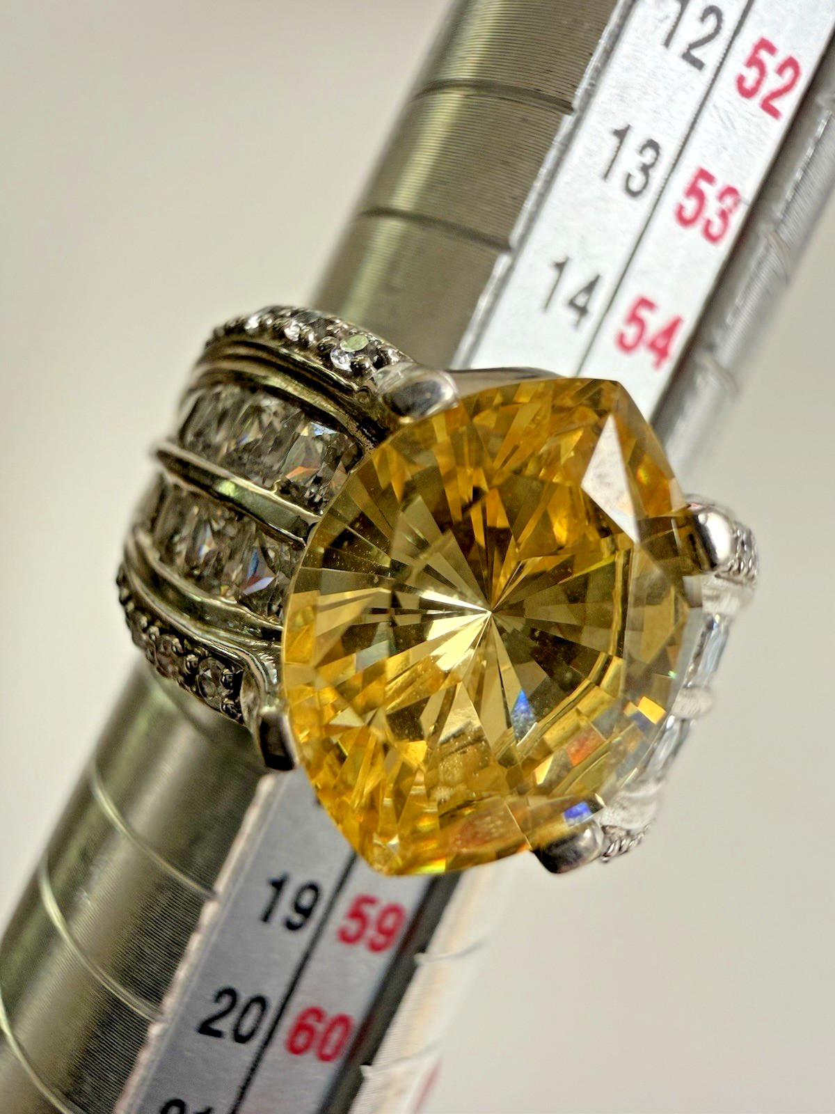 Stunning Marquise Canary Yellow Citrine & Clear CZ’s 925 Sterling Silver SZ8