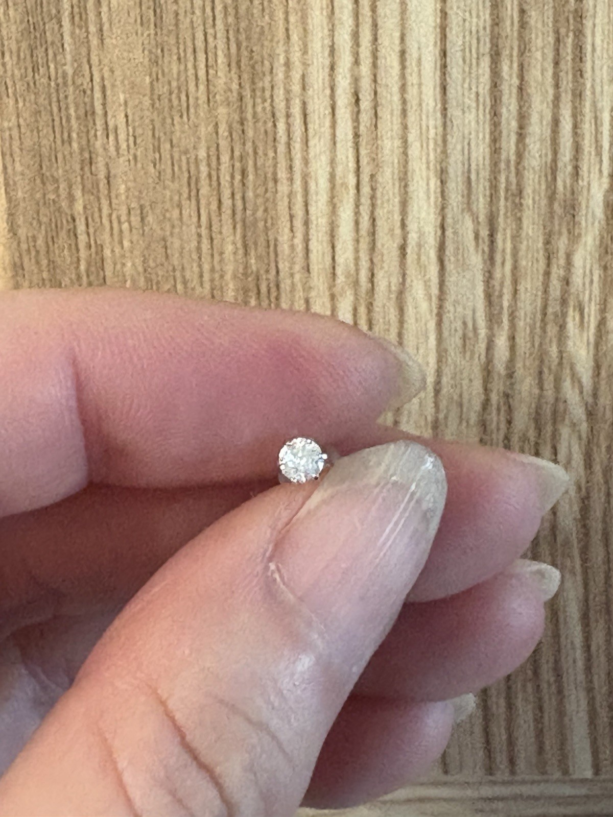 900 Platinum .10 Ct Natural Diamond Pierced earring One Side