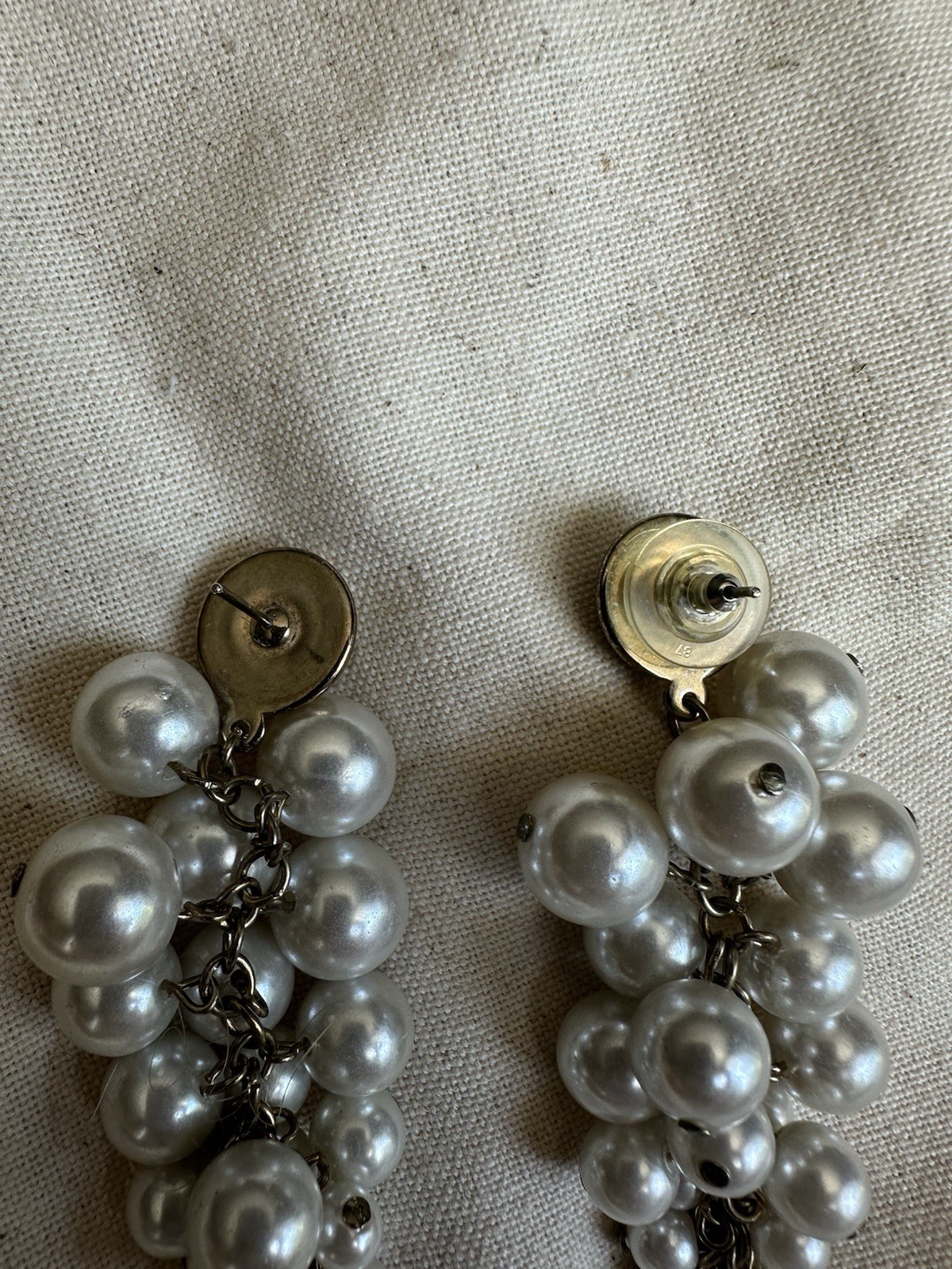 Gold Tone Faux Pearl Cluster Dangle/Drop Earrings White Round Post Closure Pair