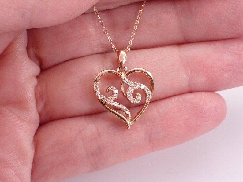 Round Cut Simulated Diamond Beautiful Heart Shape Pendant 14k Rose Gold Plated
