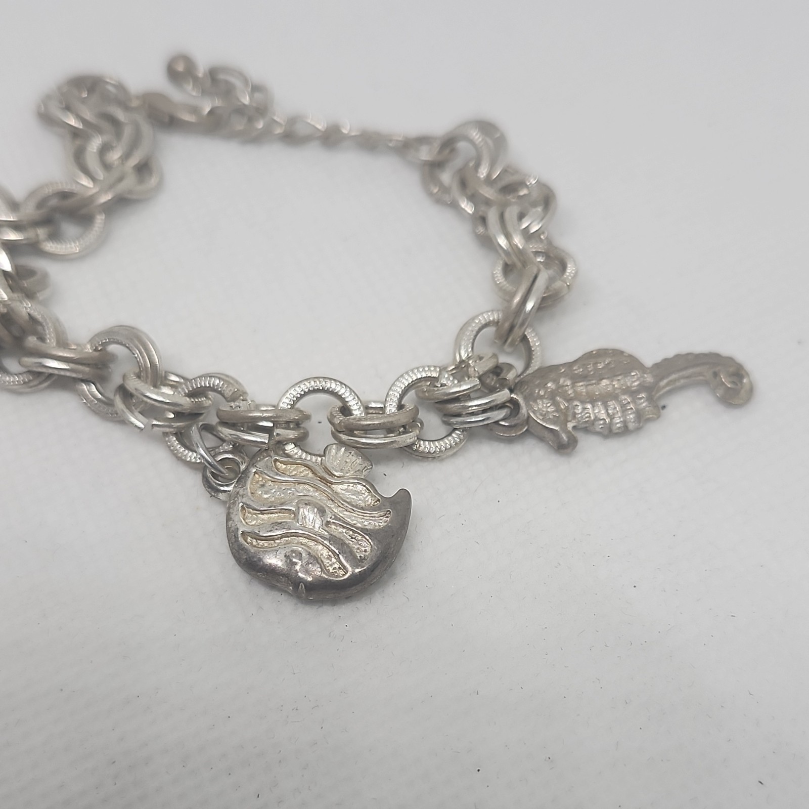 Silver Tone Beach Sea Life Dangle Charm Rolo Chain Bracelet Lobster Adjustable