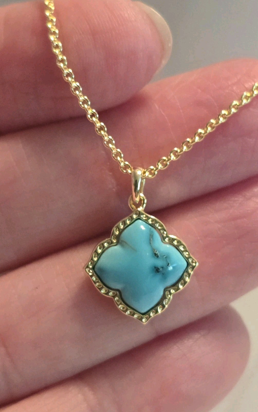 KENDRA SCOTT Mallory Gold Variegated Turquoise Magnesite Pendant 19” Nickelace